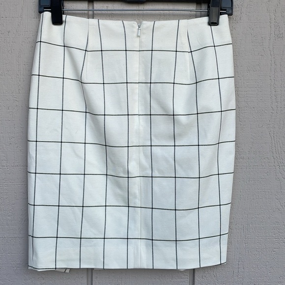 Banana Republic Mini Skirt Petite 00 - Picture 3 of 5